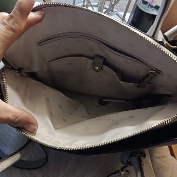 Kate Spade Cross Body purse or handbag beige color Good condition - Picture 7 of 11